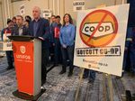 253446925-unifor_local_594_boycott-w.jpg