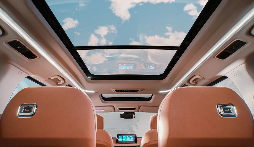 mg-m9-panoramic-sunroof.webp