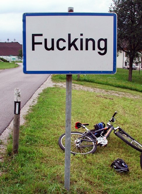 Fucking,_Austria,_street_sign.jpg