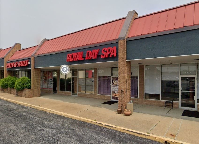 Royal Day Spa storefront